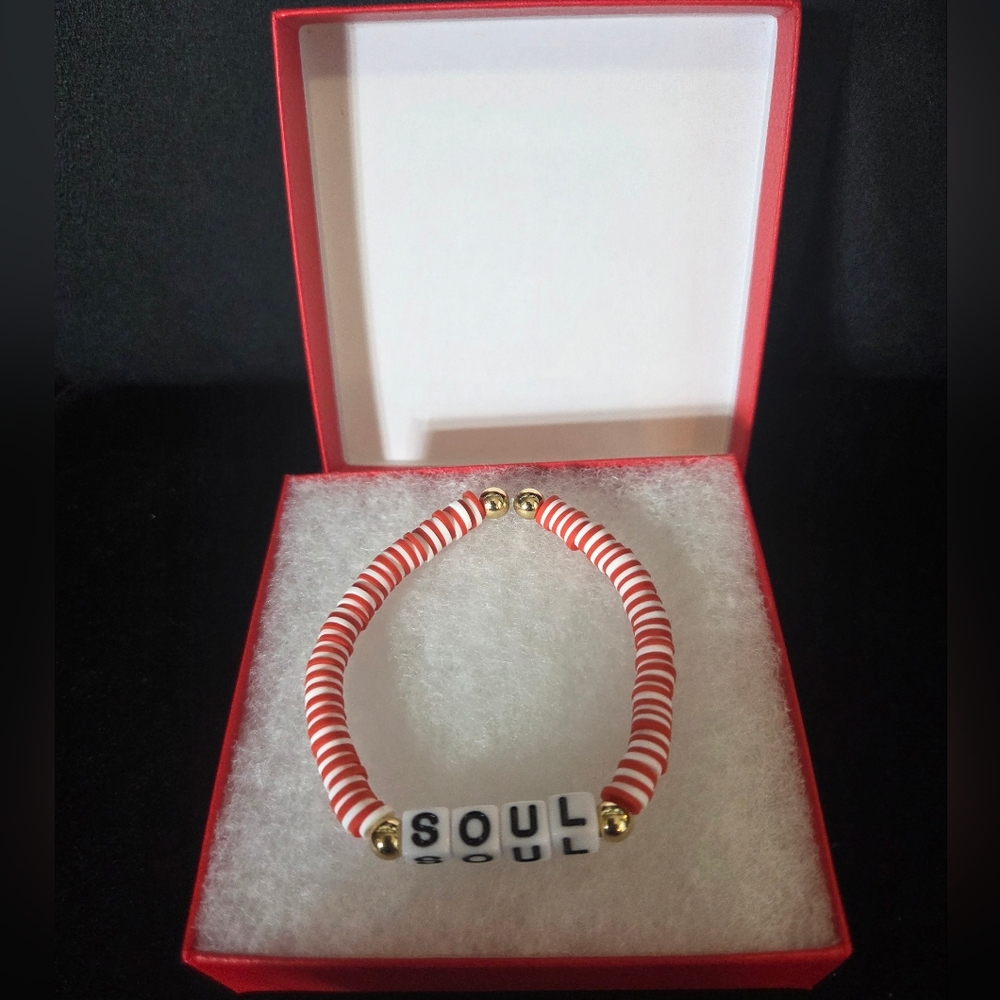 Handmade Clay Bracelet Size 6.75